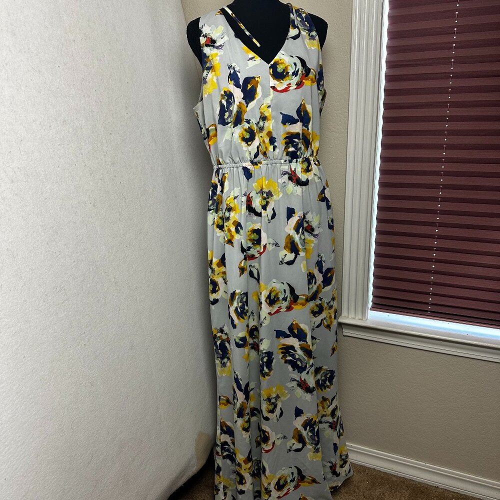 Express Maxi Dress sz Large Floral sleeveless v neck Resort Cruise Vacation‎